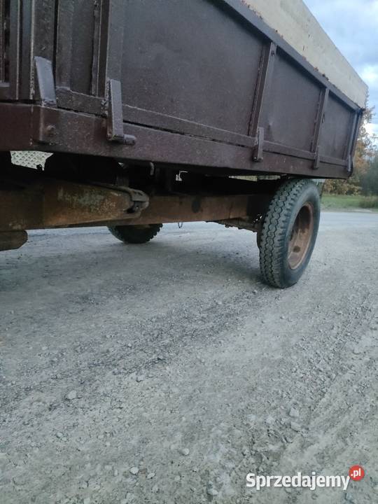 Przyczepa jedno osiową wywrotka