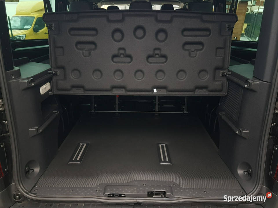Renault Trafic 8 OSÓB 2xDRZWI BOCZNE PRZESUWNE diesel Poręba sprzedam