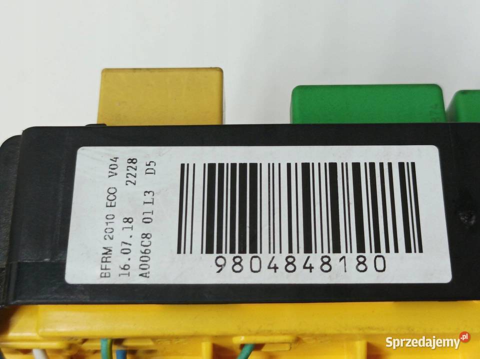 SKRZYNKA BEZPIECZNIKÓW 980484180 20 HDI 176