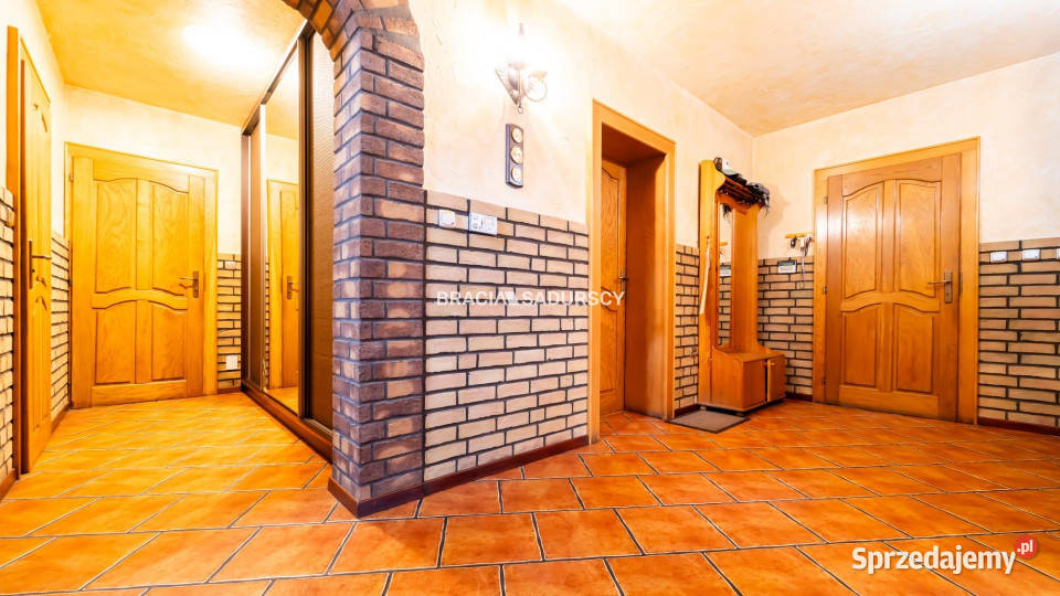 Dom Wieliczka 201m2 Liczba pokoi 5