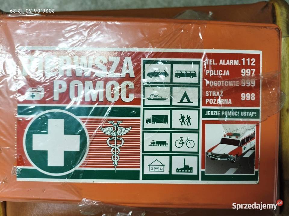 Pomarańczowa apteczka pierwszej pomocy model