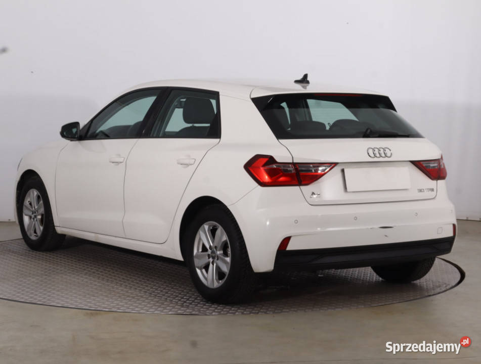 Audi A1 10 TFSI ultra klimatyzacja