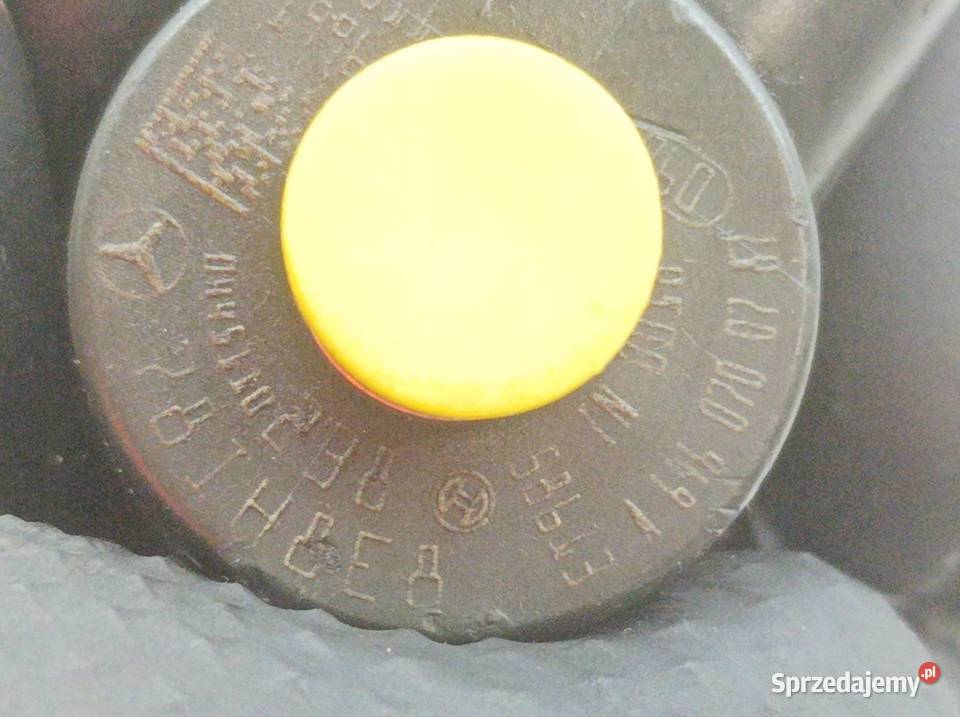 WTRYSKIWACZ A6460700787 0445110238 22 CDI Wtryskiwacze