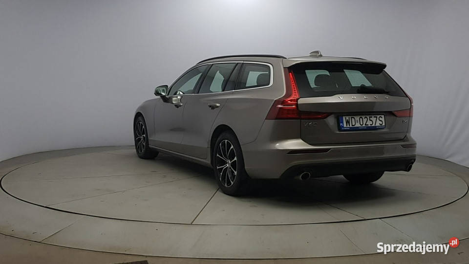 Volvo V60 B4 D Momentum Pro Z Polskiego Salonu mazowieckie Warszawa