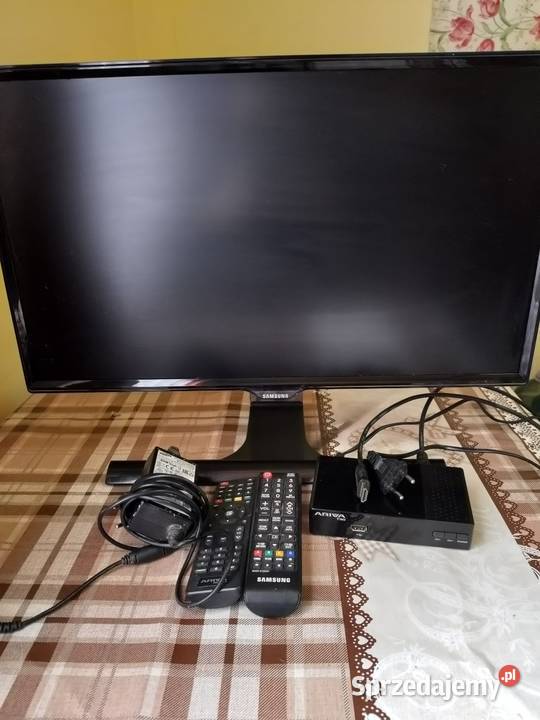 Telewizor Samsungdekoder DVBT2 tuner piloty Piaseczno