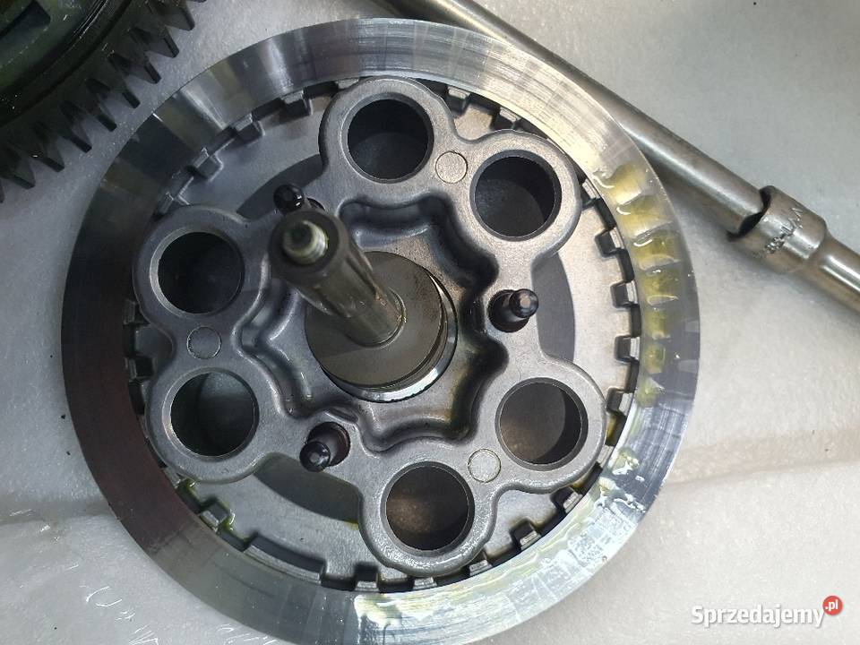 Suzuki GSXR 1000 K9 l6 kosz sprzęgłowy tarczki Kosze sprzęgłowe Silniki i osprzęt Grońsko