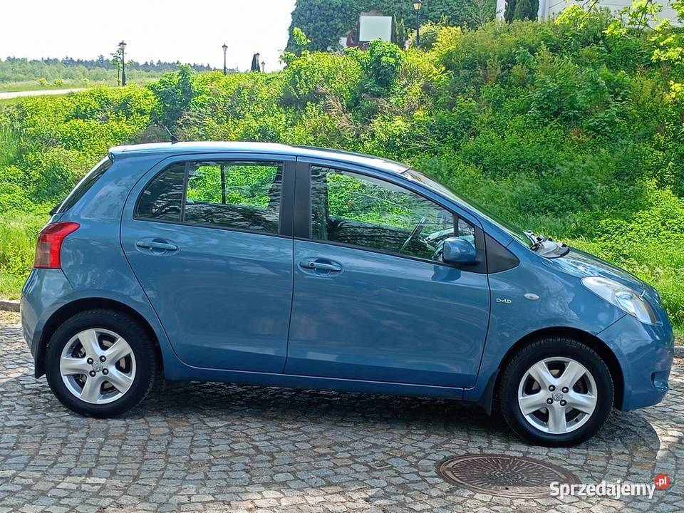Śliczna Toyota Yaris 14D4DNajbogatsza Wersja nieuszkodzony Gostynin