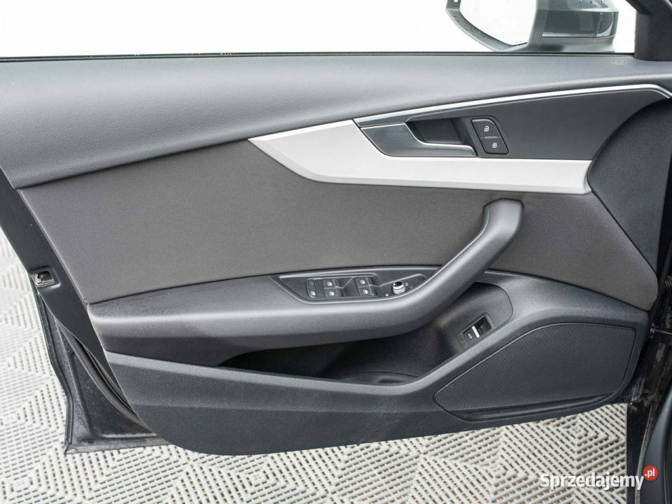 Audi A4 Limousine GKA6692AA4 35 TFSI S tronic Pępowo