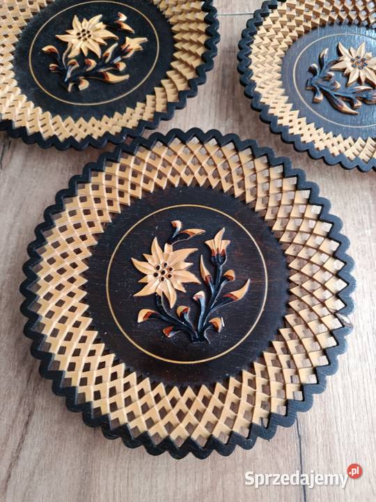 Sprzedam zestaw talerzy drewniane cepelia sprzedam