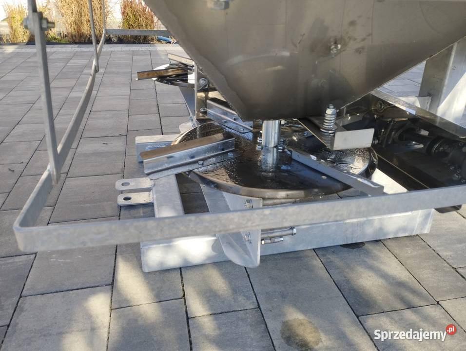Rozsiewacz nawozów Maxi Abra 1200 l dwutarczowy Sandomierz