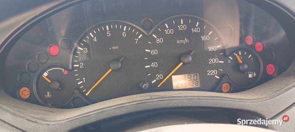 Ford focus MK1 16 nieuszkodzony lubelskie Rozkopaczew sprzedam