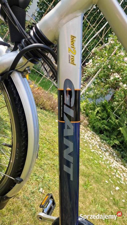 Rower elektryczny GIANT hybryda z 2 śląskie Katowice sprzedam