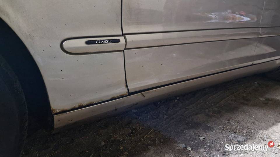 Mercedes W 203 27 CDI robi robotę nie pytając o elektryczne lusterka