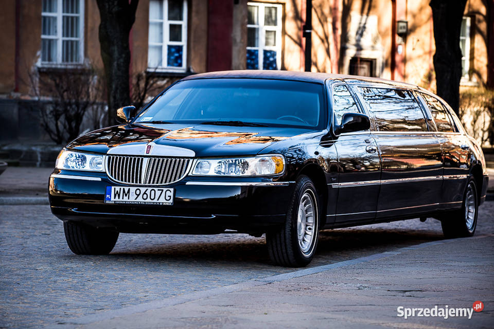 Lincoln Town Car Stretch Limo 100 Inch Gdańsk