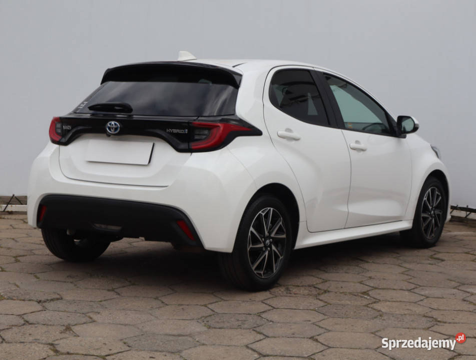 Toyota Yaris 15 VVTi Hybrid Samochody osobowe Łódź