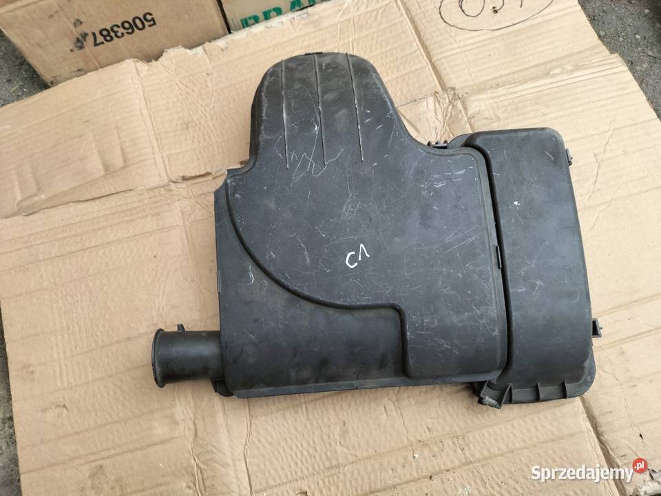 TOYOTA AYGO YARIS OBUDOWA FILTRA POWIETRZA osobowe Pozostałe Kamień-Kolonia sprzedam