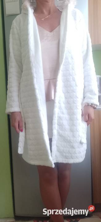 XSS RIVER ISLAND Futrzany szlafrok z kapturem z