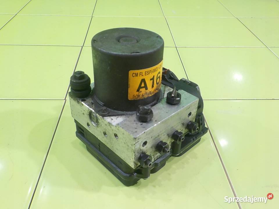 HYUNDAI SANTA FE II LIFT 22 CRDI 11r 5D pompa Suków