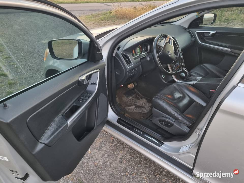 Volvo XC60 32 gniazdo USB