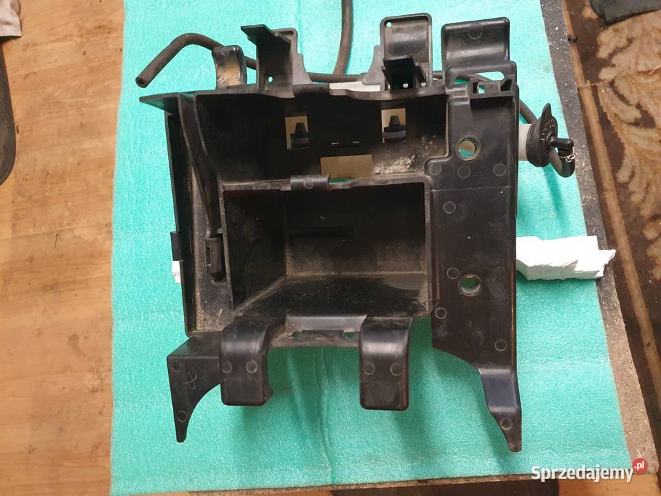 Honda shadow 125 obudowa akumulatora zbiornik dolnośląskie