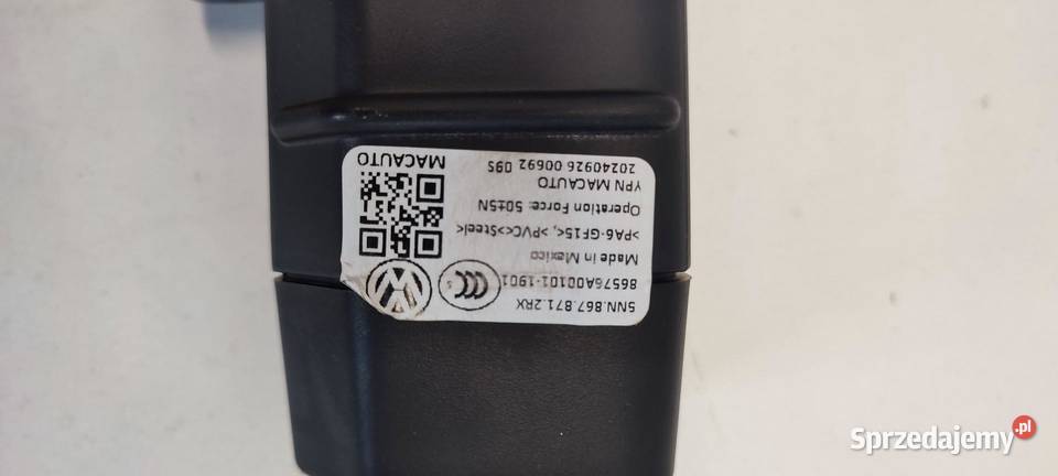 VW TIGUAN ALLSPACE ROLETA BAGAŻNIKA 5NN867871 osobowe sprzedam