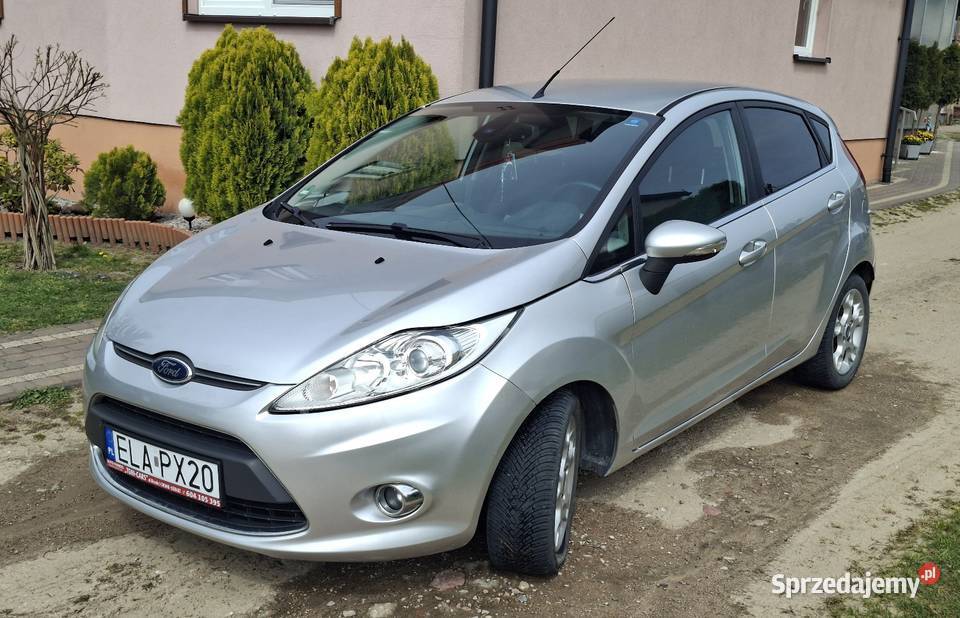 Ford Fiesta MK VII Titanium 14 benz 2012r elektryczne szyby Izydorów