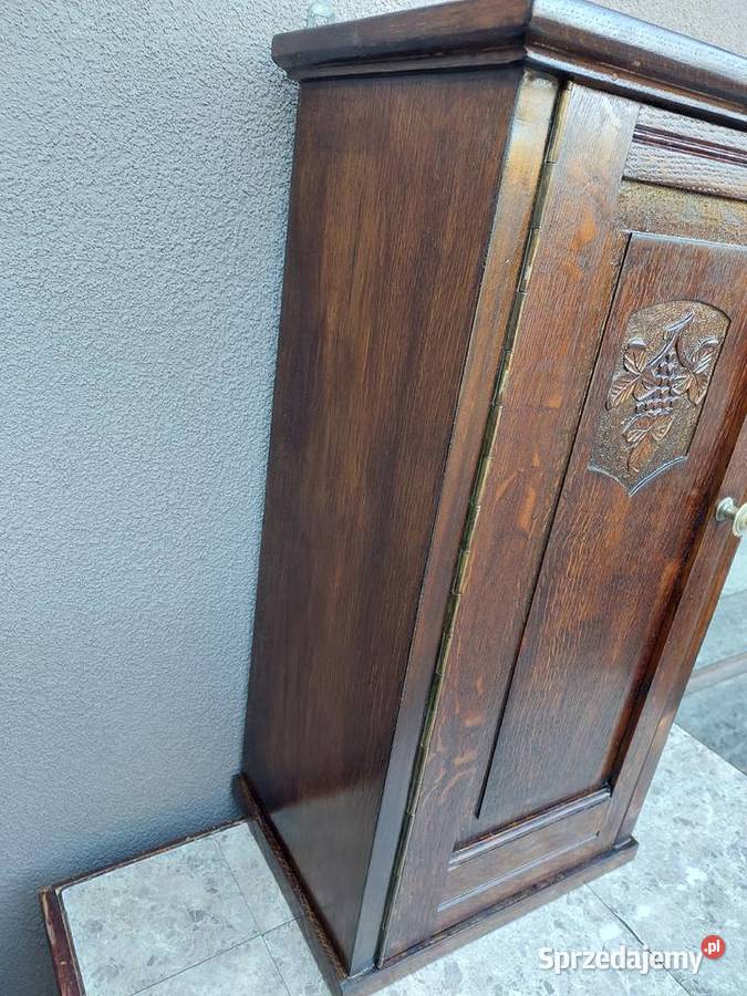 Stara szafka wisząca pełny rzeźbiony front sprzedam
