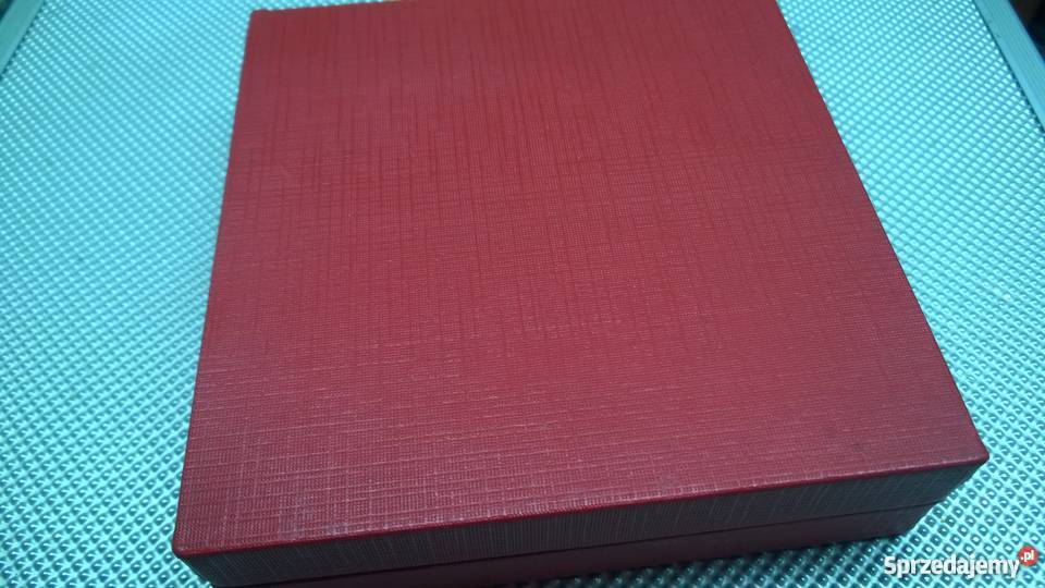 Medal z oryginalną częścią muru berlińskiego Numizmatyka mazowieckie sprzedam