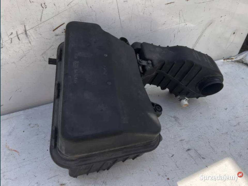 Obudowa filtra Suzuki Burgman 400 k7 Obudowy filtrów Ostrzeszów