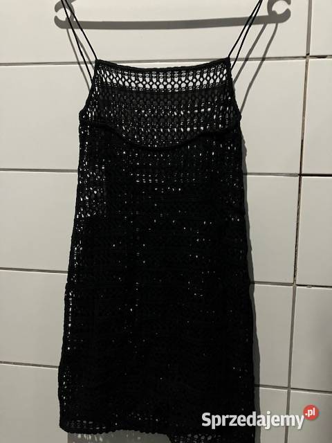 czarna sukienka o wyglądzie szydełkowej robótki kujawsko-pomorskie Toruń