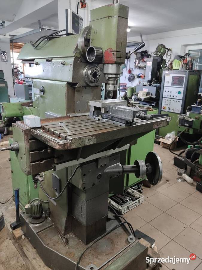 Tokarka Tos Sui 32 Tum 35 Frezarka wiertarka Produkcja małopolskie Maków Podhalański