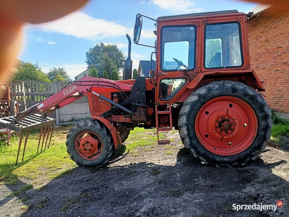 Mtz 82 z ładowaczem czołowym zarejestrowany Górki Duże