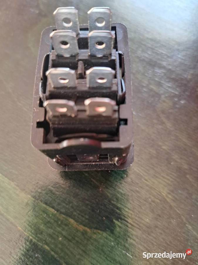Przełącznik włacznik świateł awaryjnych żuk nysa