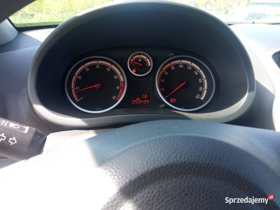 Opel Corsa D 2008 12 80 Benzyna Klima