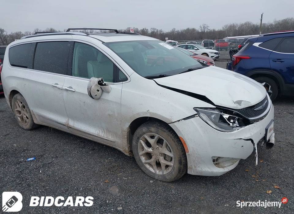 Chrysler Pacifica 2017 komputer pokładowy