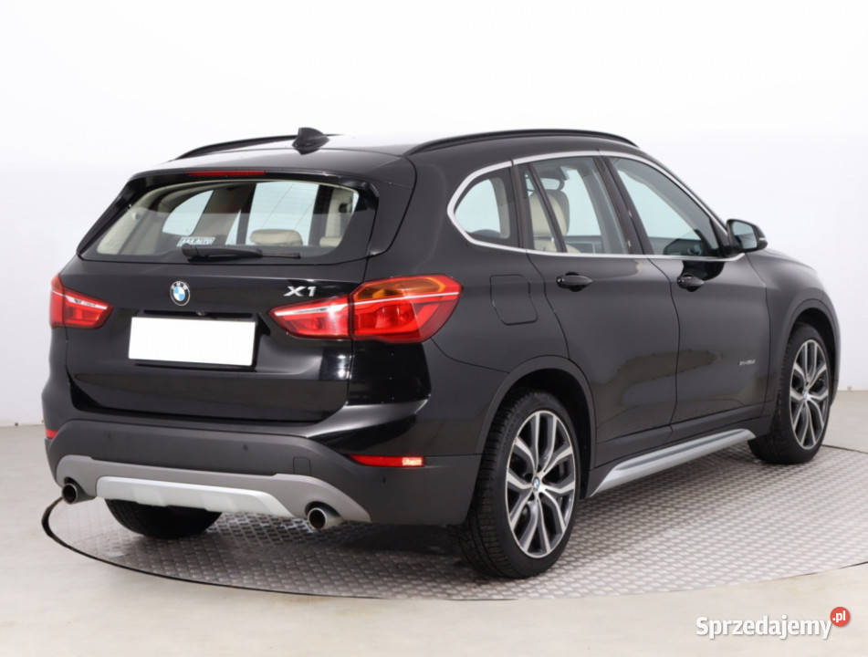 BMW X1 xDrive25d relingi dachowe Piaseczno