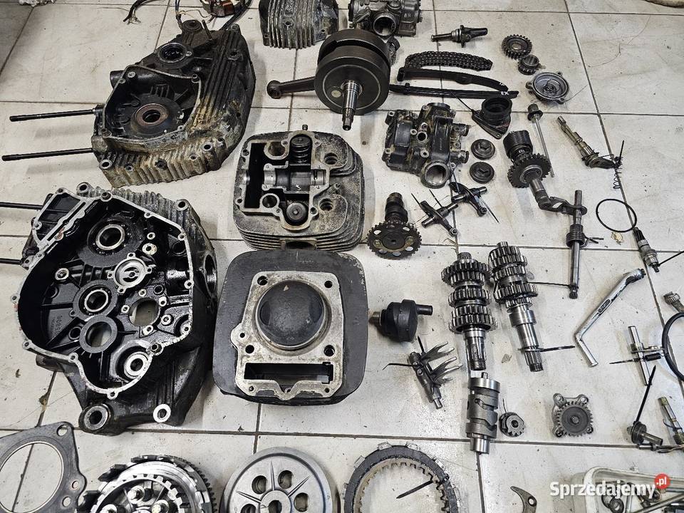 Cagiva Ala Rossa 350 silnik części wał kapa Jelenia Góra