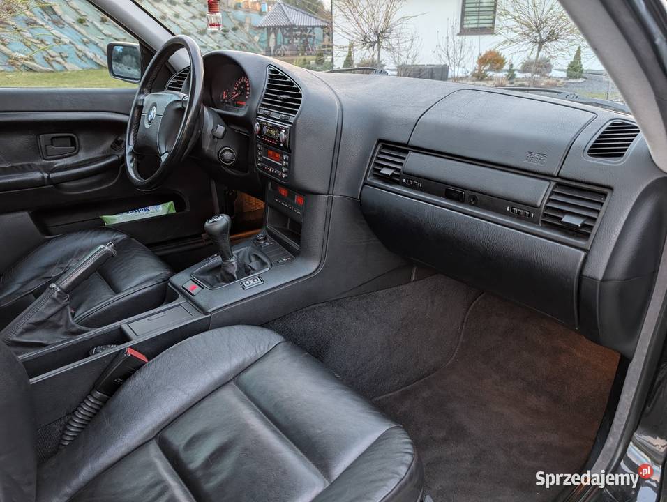 BMW E36 Coupe 316i Wolna korozji 102KM