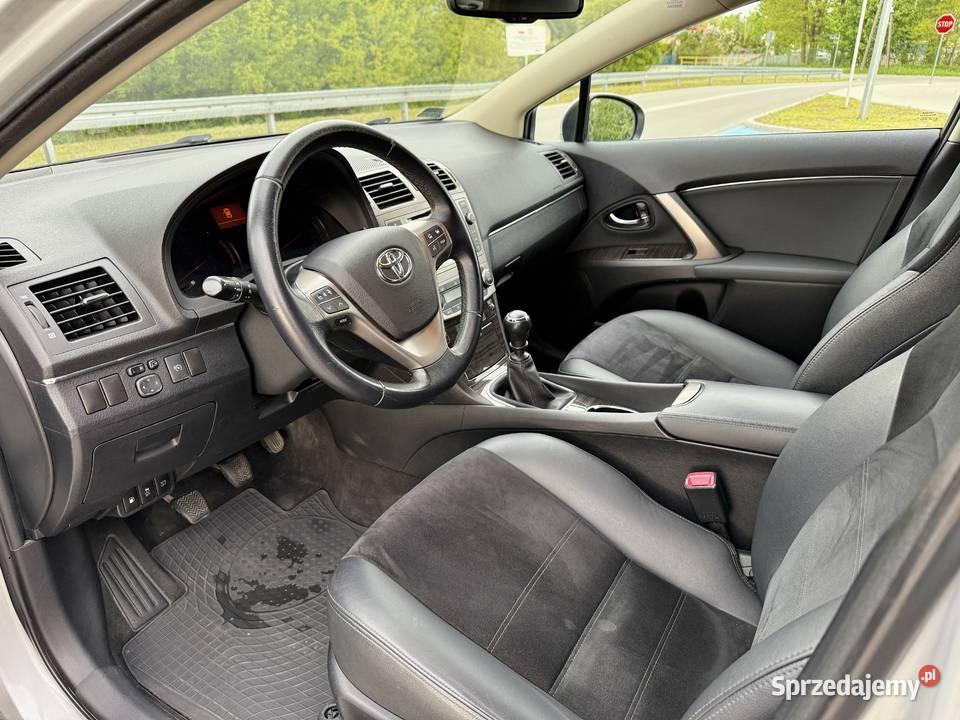 Toyota Avensis Salon Polska Bezwypadkowy wielofunkcyjna kierownica Radzymin