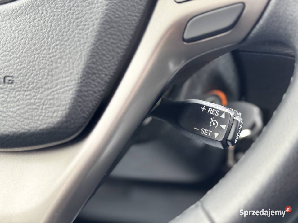 Toyota Avensis 18 147 Benzyna 2009r bluetooth