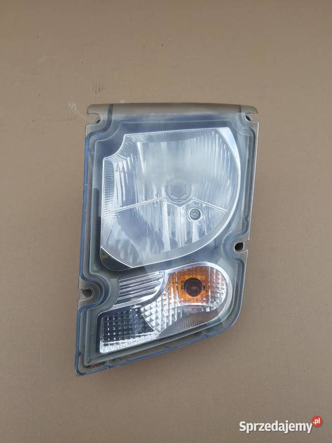 VOLVO FL FE REFLEKTOR LEWY LAMPA LEWA 20818765 lampy przednie Trzciel
