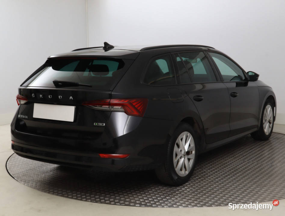 Skoda Octavia 15 TSI etec czujnik zmierzchu