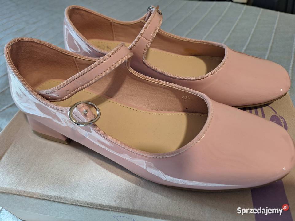 Buty lakierkowe blady róż Kraków