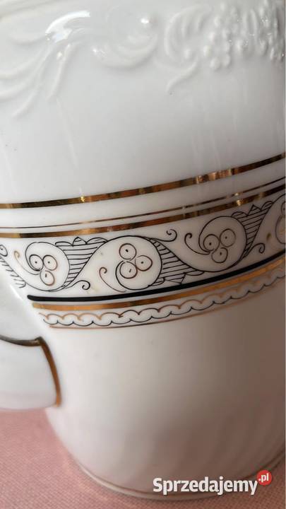 Duży dzbanek do kawy Złocenia i czarna emaila