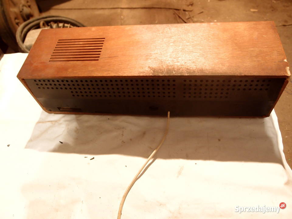 z dawnych lat radio z zegarem Diora Unitra Gong Łódź