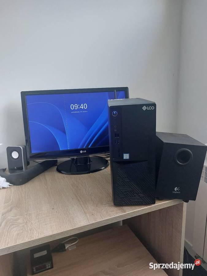 Sprzedam komputer z monitorem i glosnikami LCD Monitory i projektory mazowieckie Radom