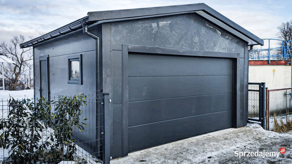 Garaż 45x55 z płyty warstwowej brama segmentowa Kraków