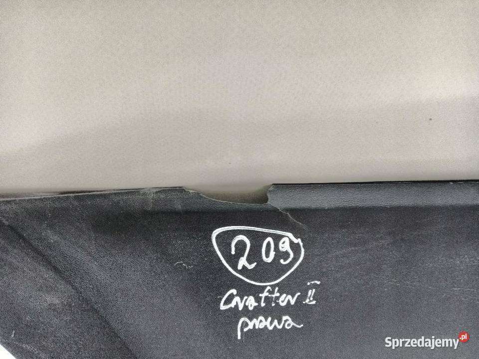 LISTWA BOCZNA PRAWA VW CRAFTER II 7C3853536 osobowe