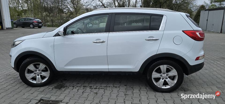 Kia Sportage 17 crdi sprzedam światła LED Sportage Wadowice