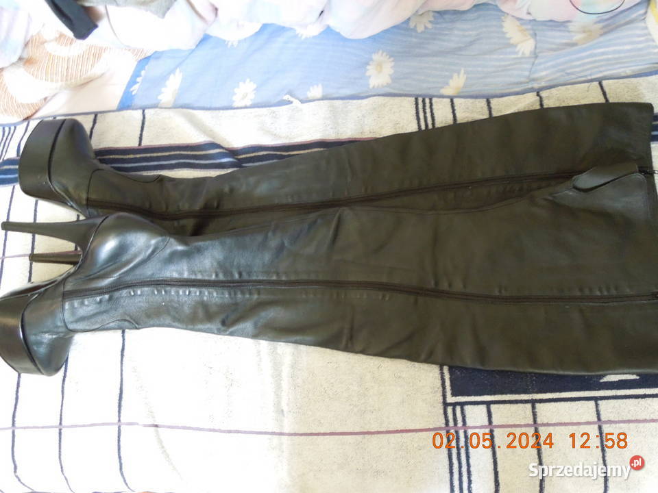 kozaki kolano Częstochowa